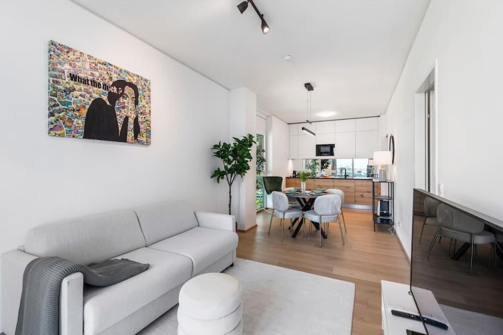 Design Apartment With Amazing View Over Wien Exterior foto