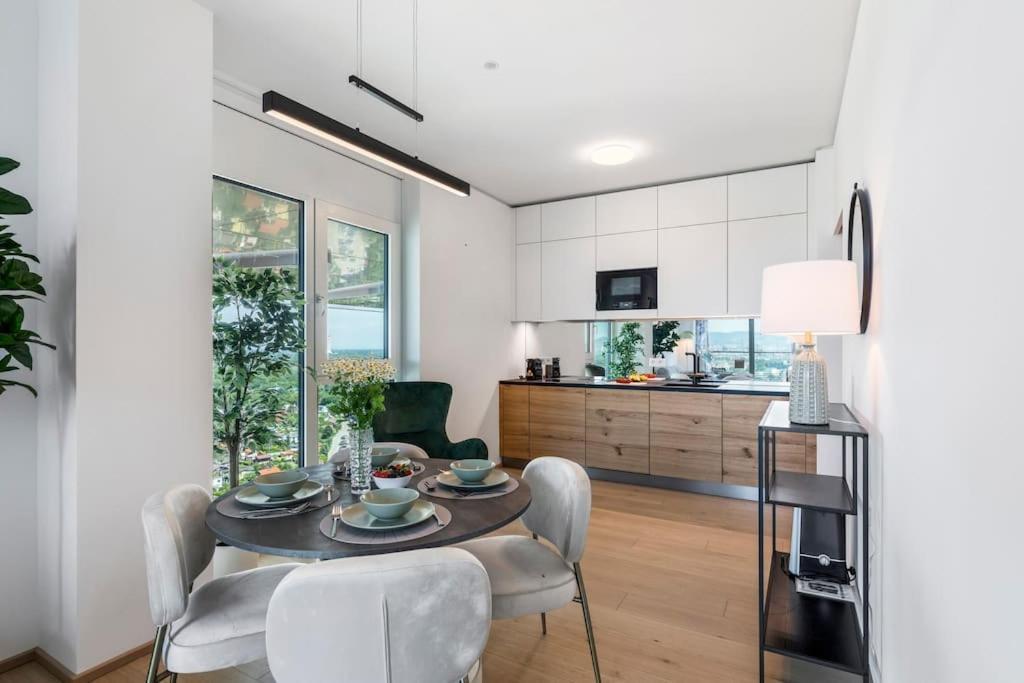Design Apartment With Amazing View Over Wien Exterior foto